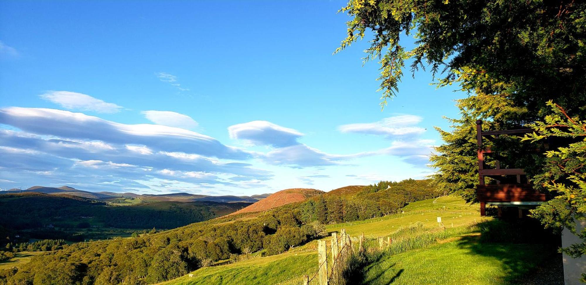 Highland Glen Lodges Rogart Extérieur photo